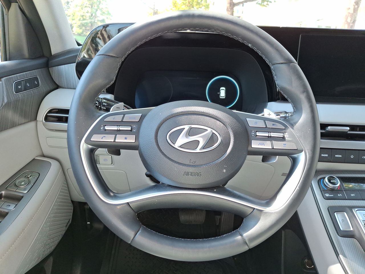 HYUNDAI - 26