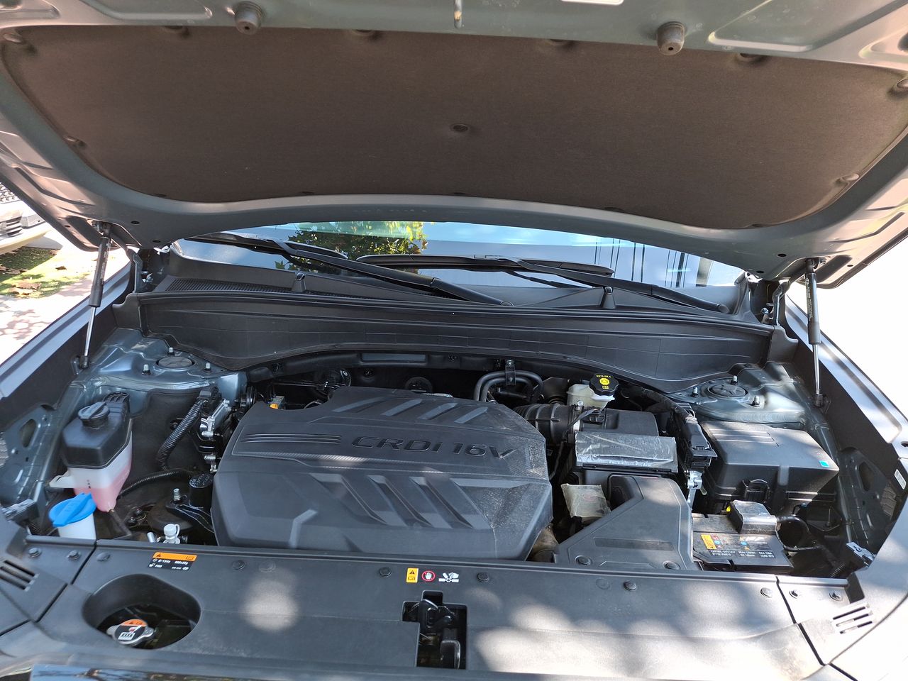 HYUNDAI - 18