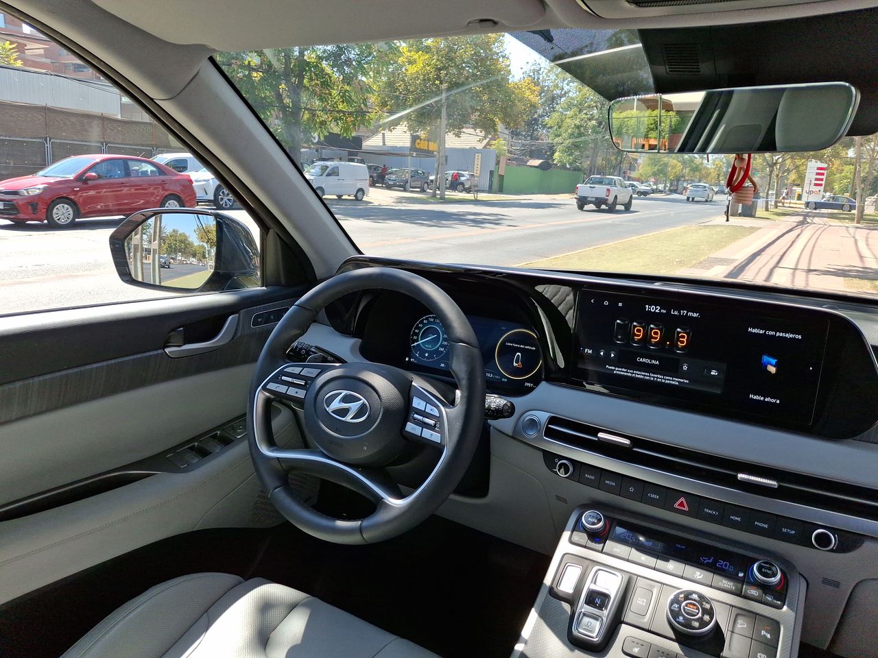 HYUNDAI - 16