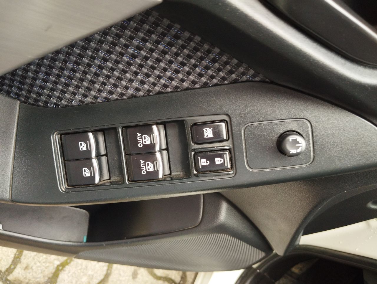 SUBARU - 24