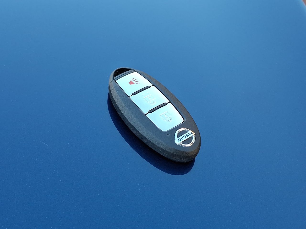 NISSAN - 35