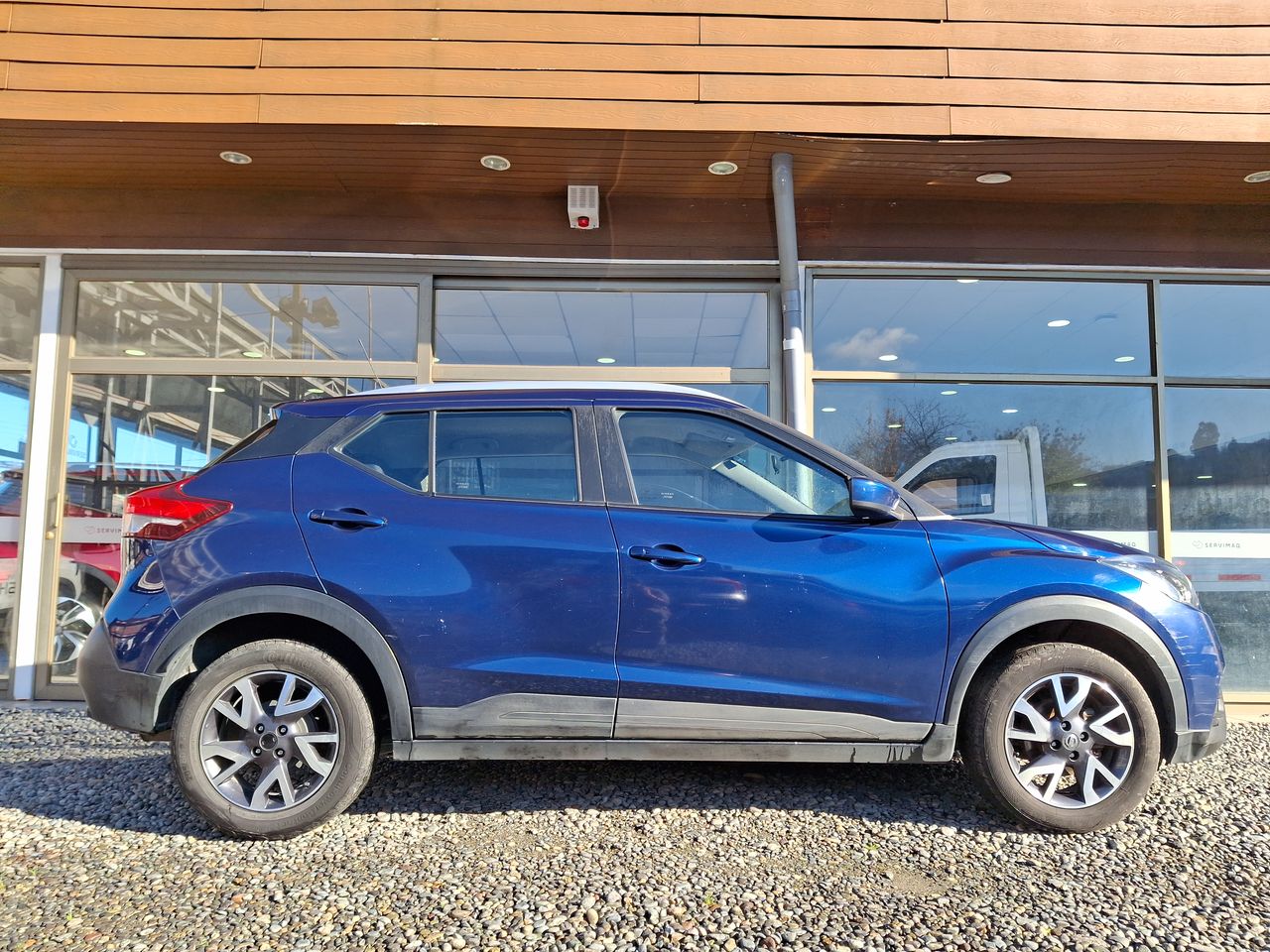 NISSAN - 11