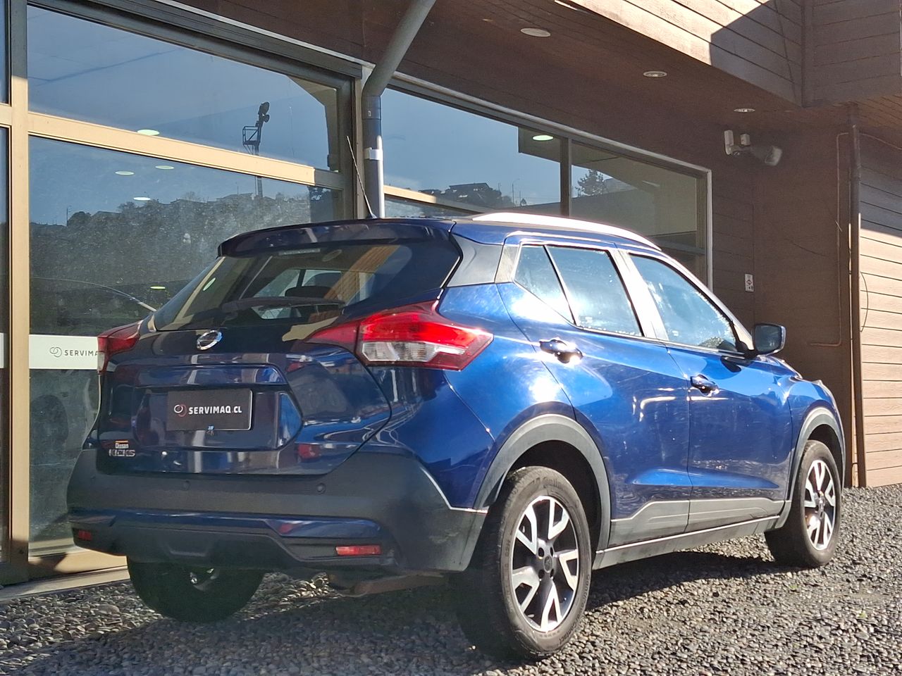 NISSAN - 9