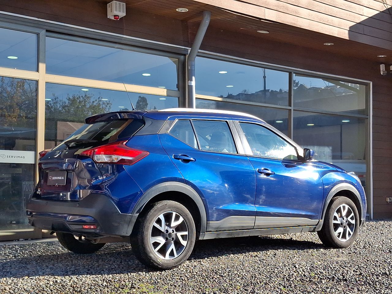 NISSAN - 10