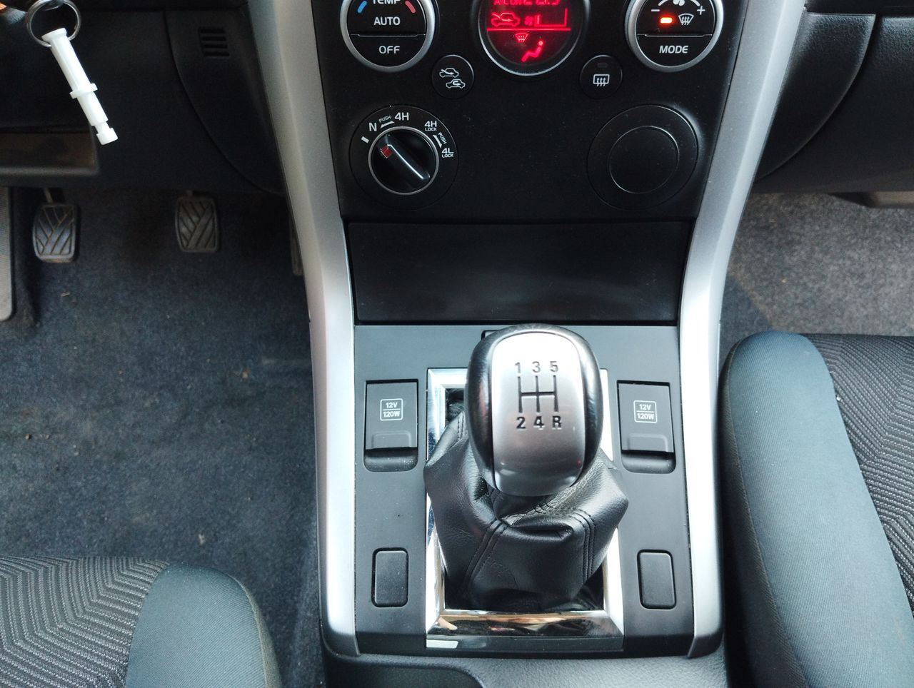 SUZUKI - 29