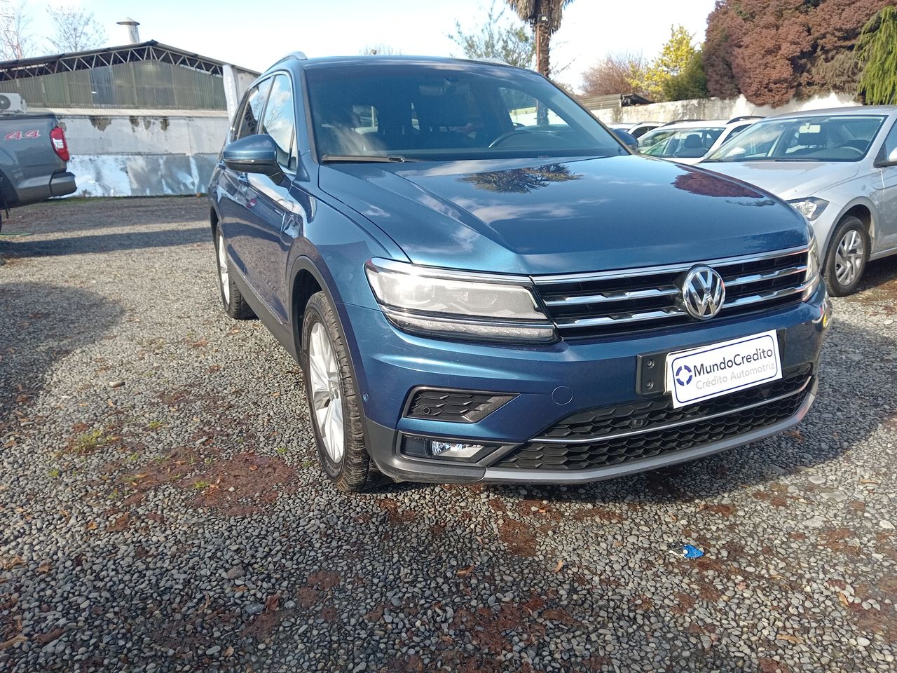 VOLKSWAGEN - 2