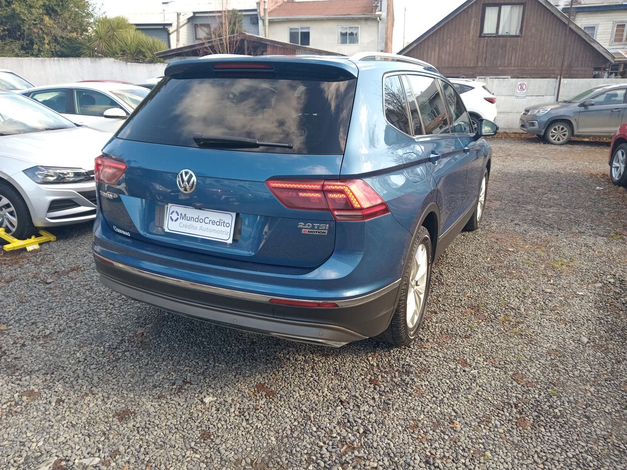 VOLKSWAGEN - 10