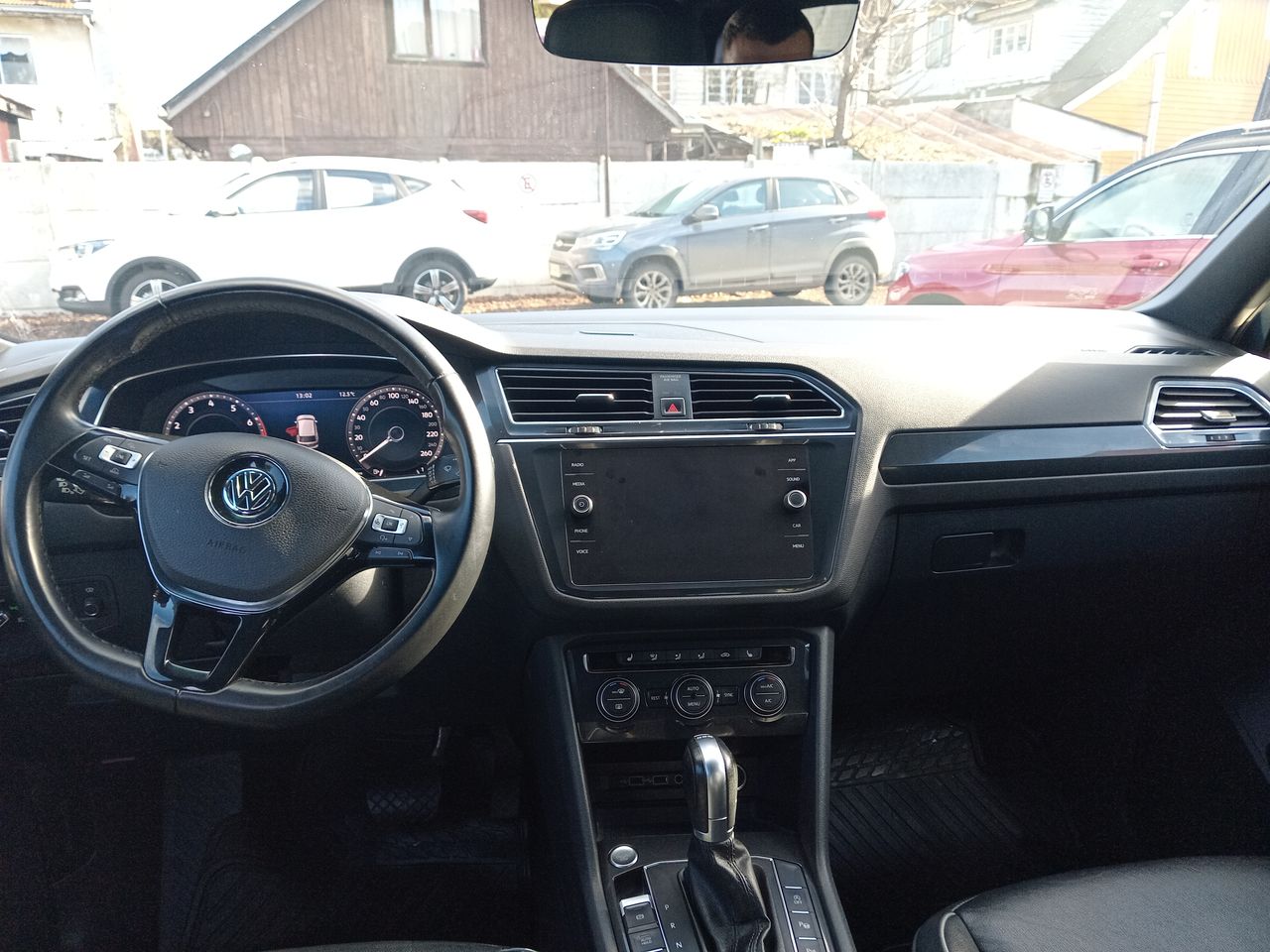 VOLKSWAGEN - 14