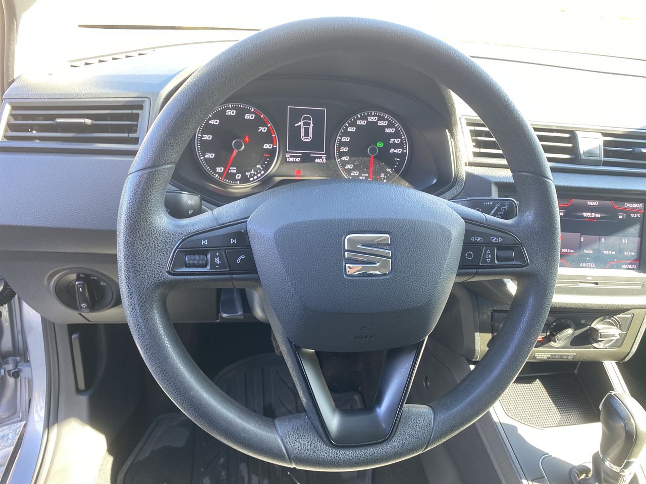 SEAT - 25