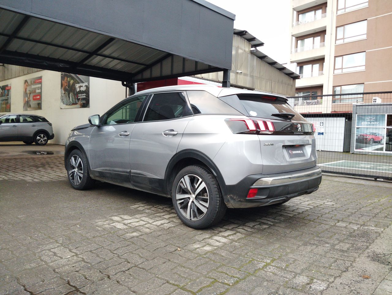 PEUGEOT - 10