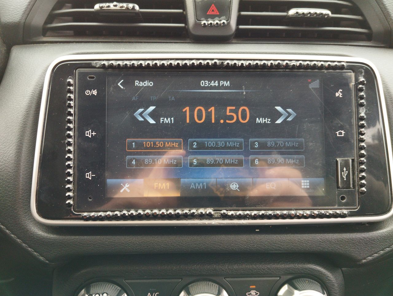 NISSAN - 27