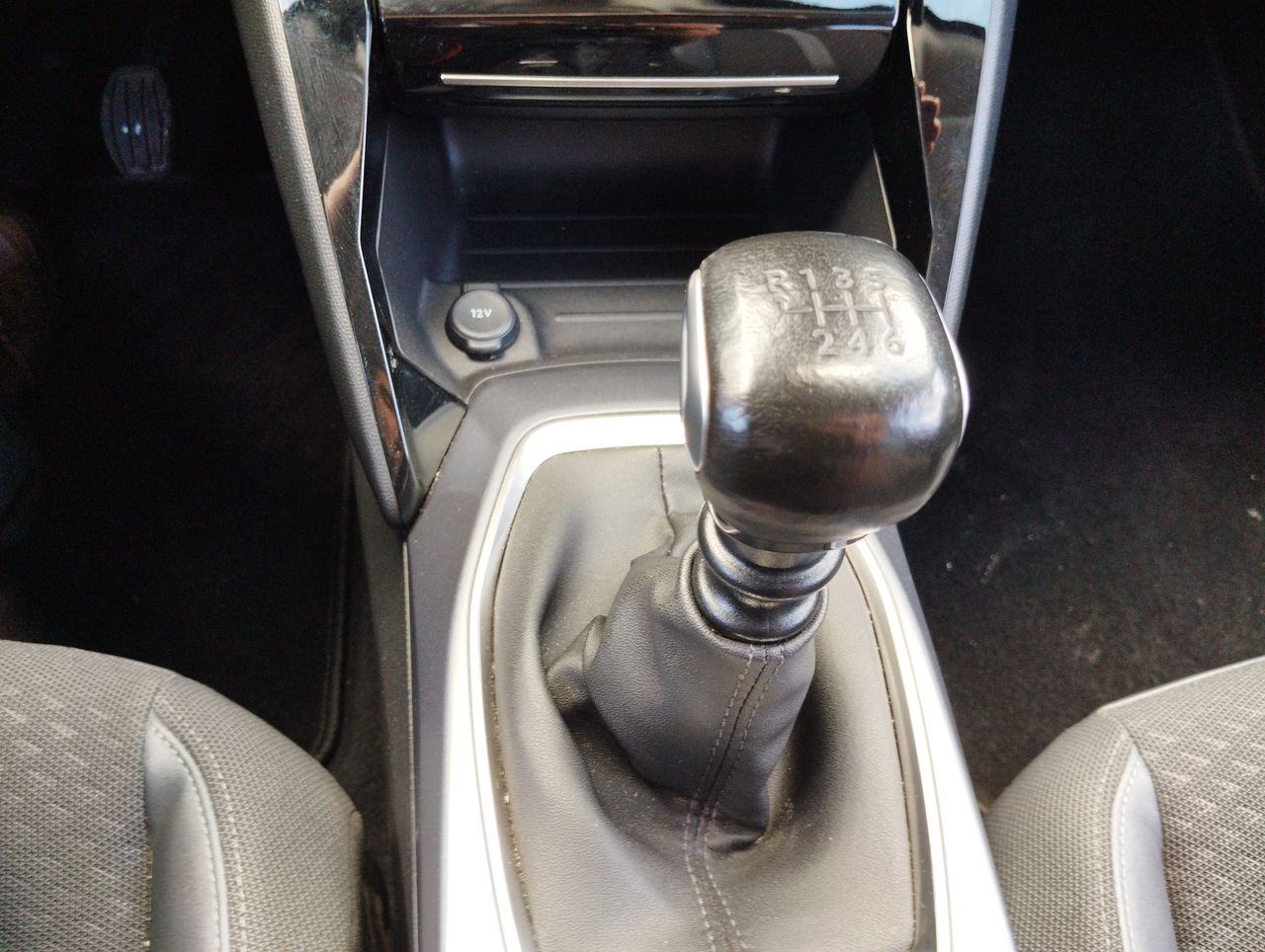 PEUGEOT - 30