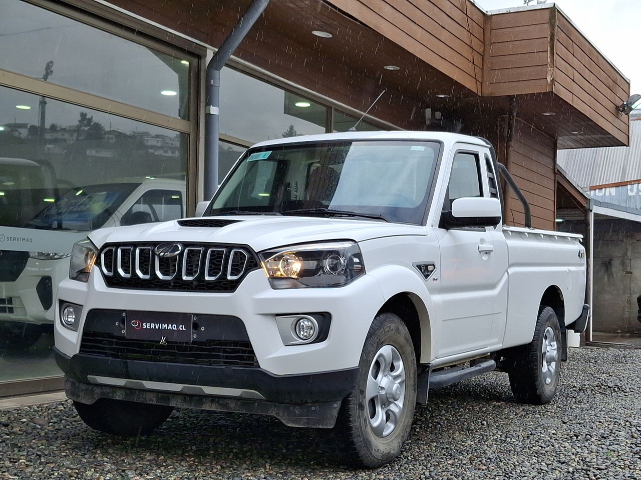 MAHINDRA - 3