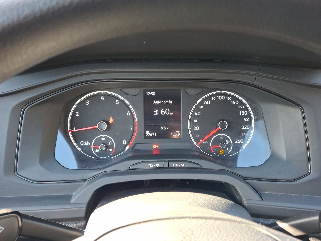 VOLKSWAGEN - 26