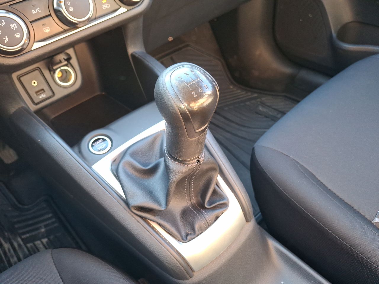 NISSAN - 29