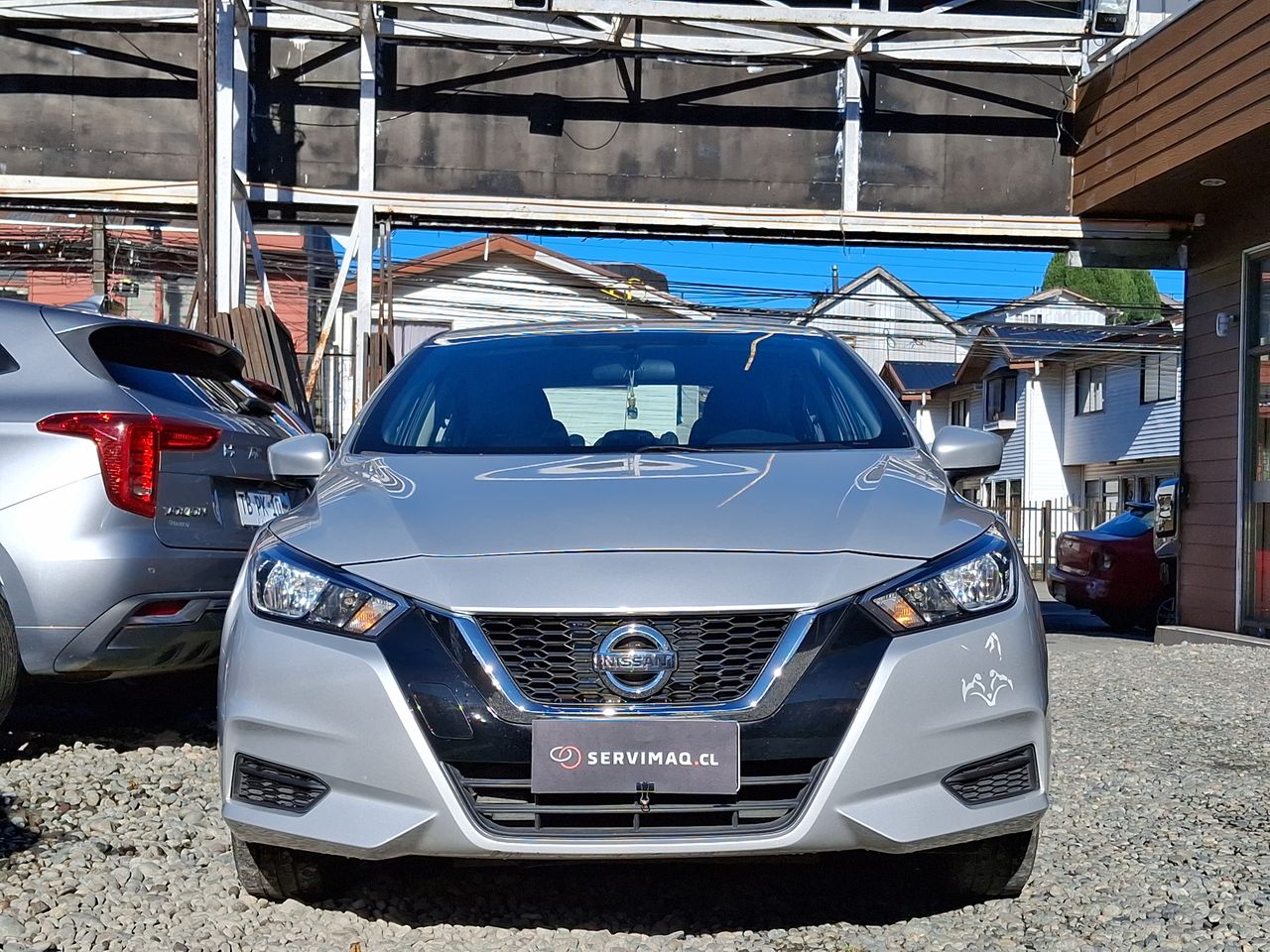 NISSAN - 2