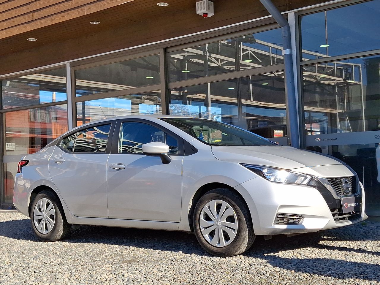 NISSAN - 12