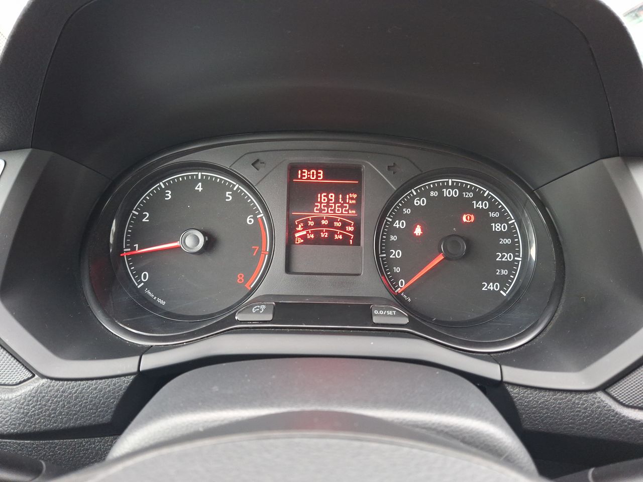 VOLKSWAGEN - 26