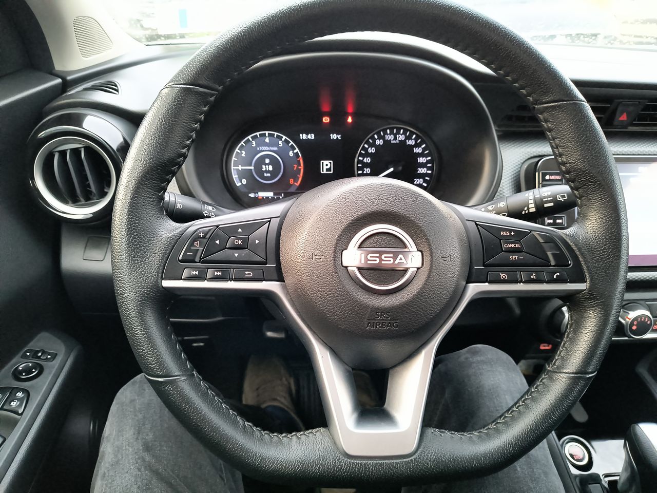 NISSAN - 19