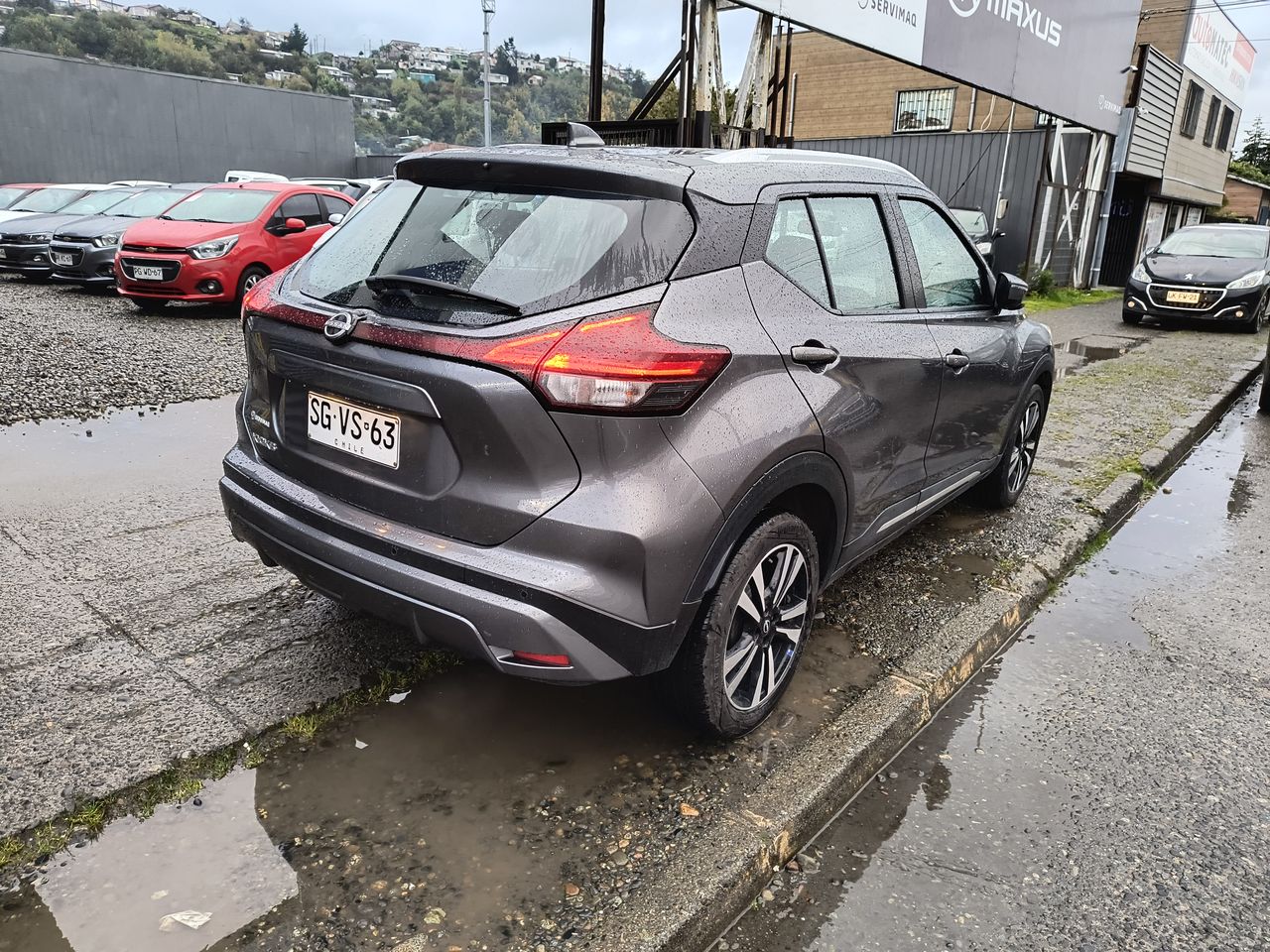 NISSAN - 4