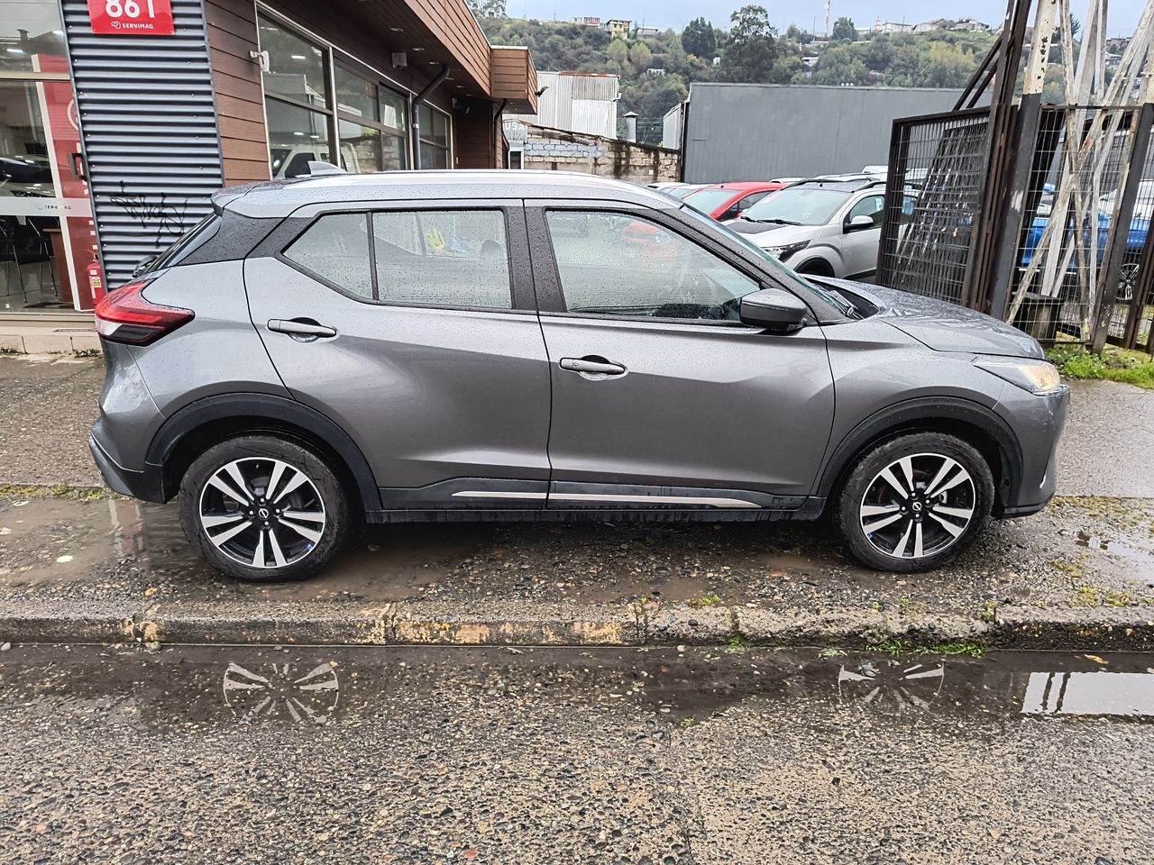 NISSAN - 5