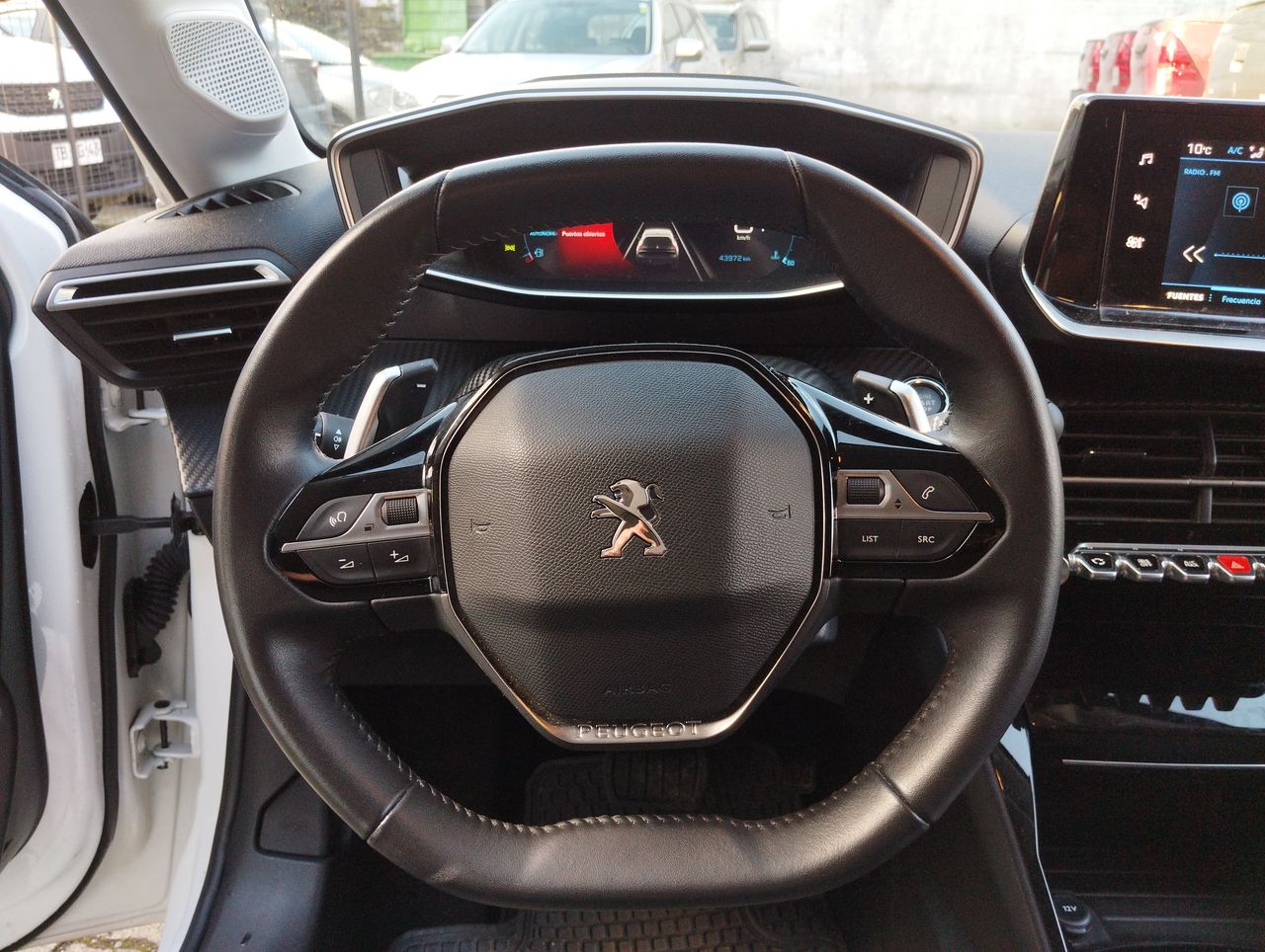 PEUGEOT - 25