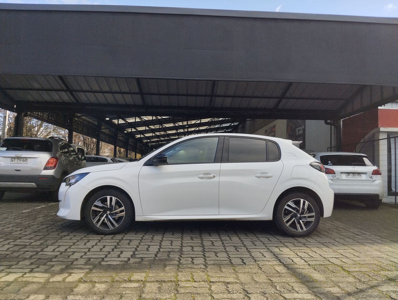 PEUGEOT - 9