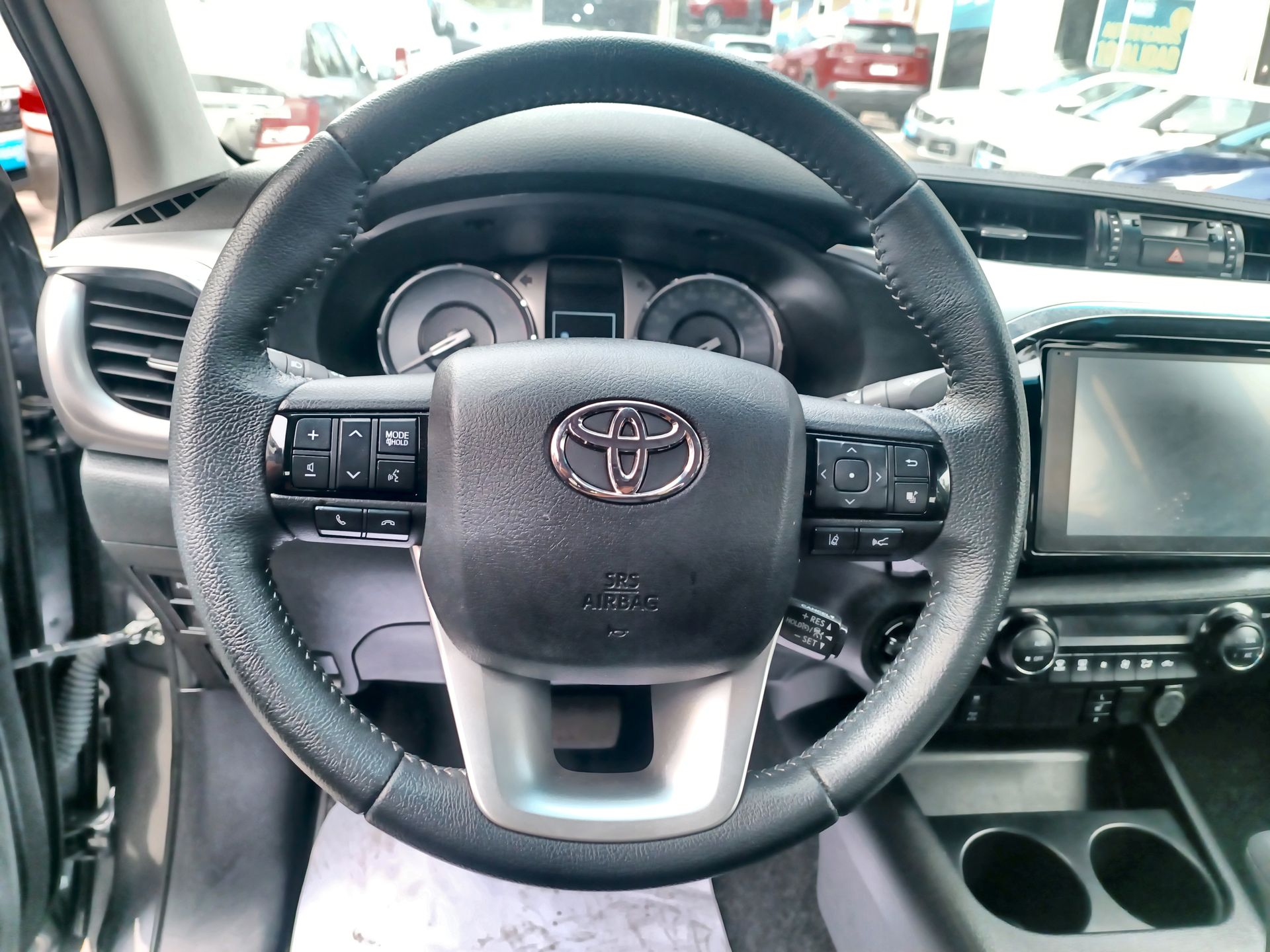 TOYOTA - 26