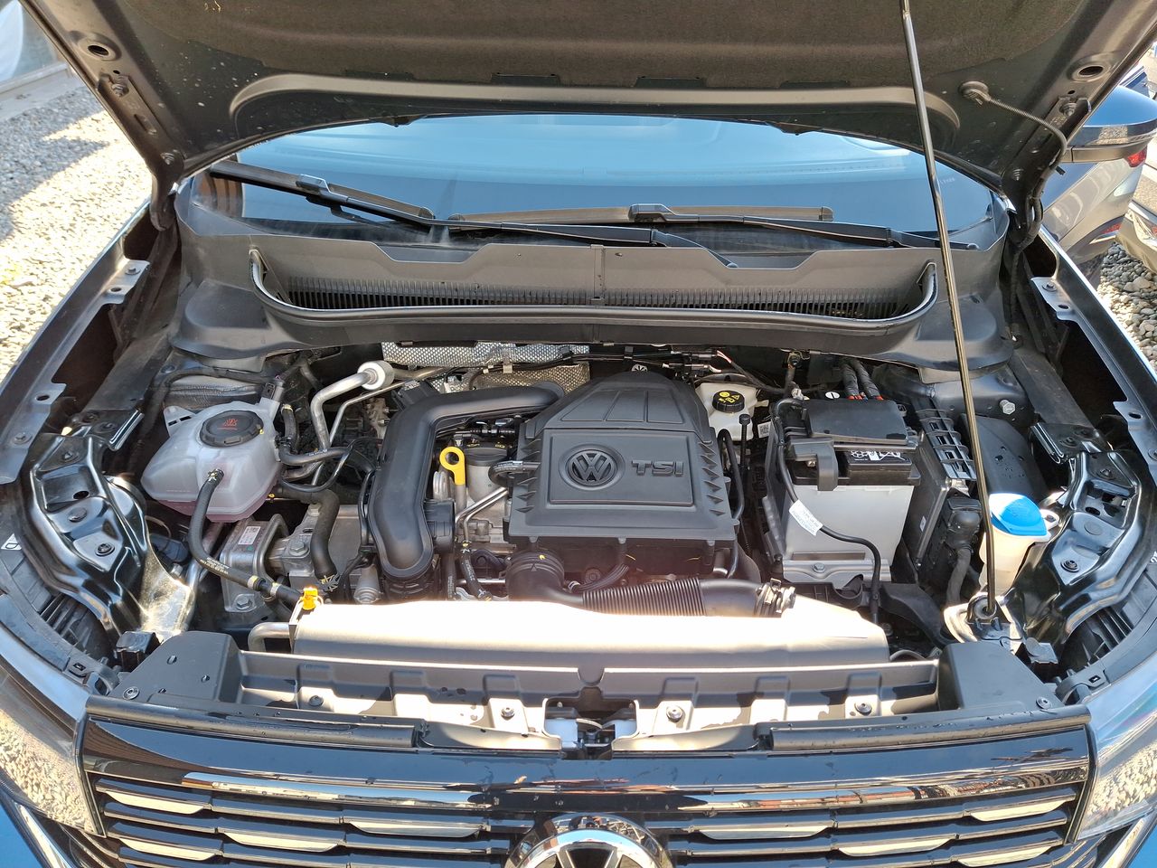 VOLKSWAGEN - 35
