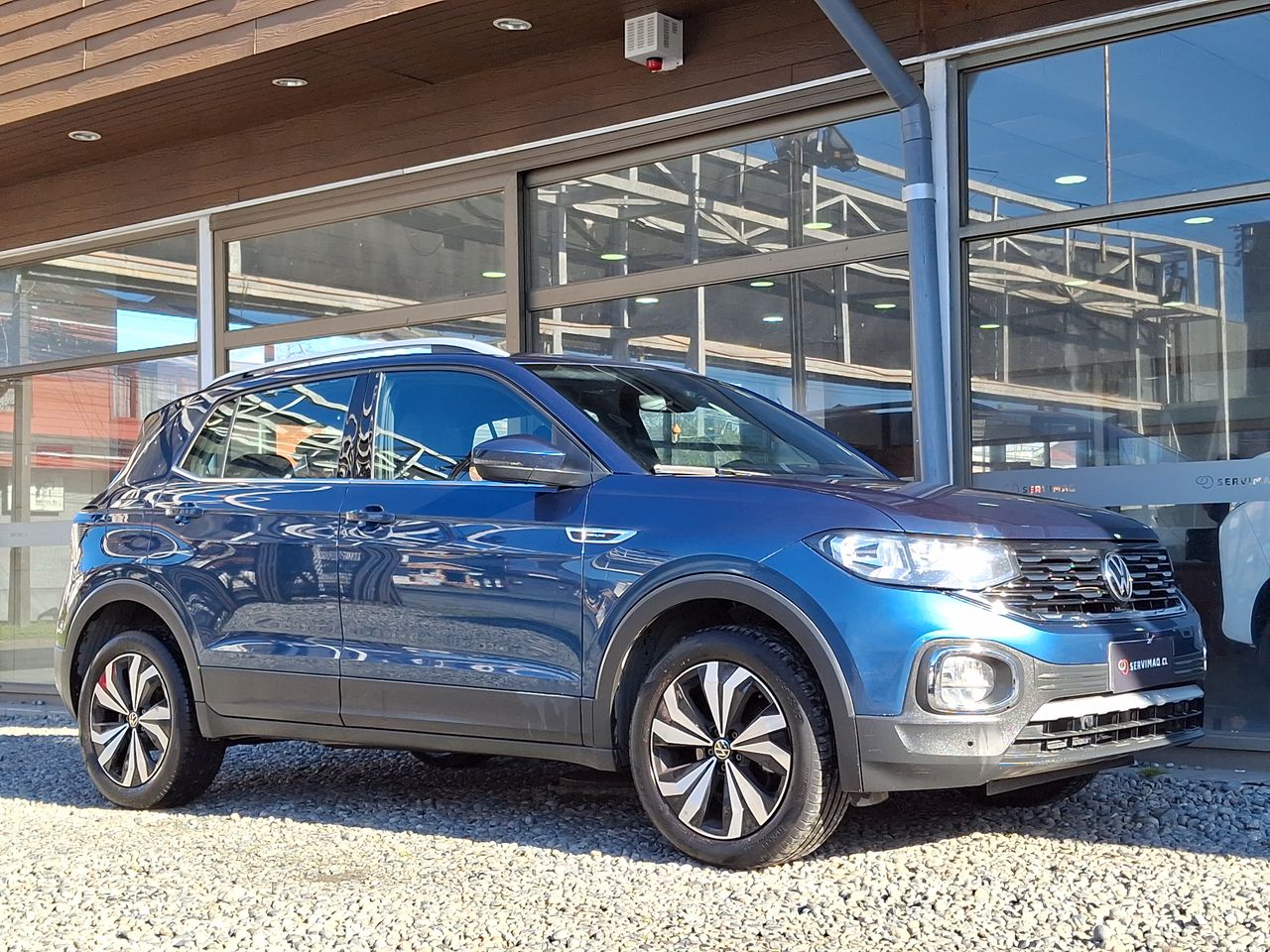 VOLKSWAGEN - 12