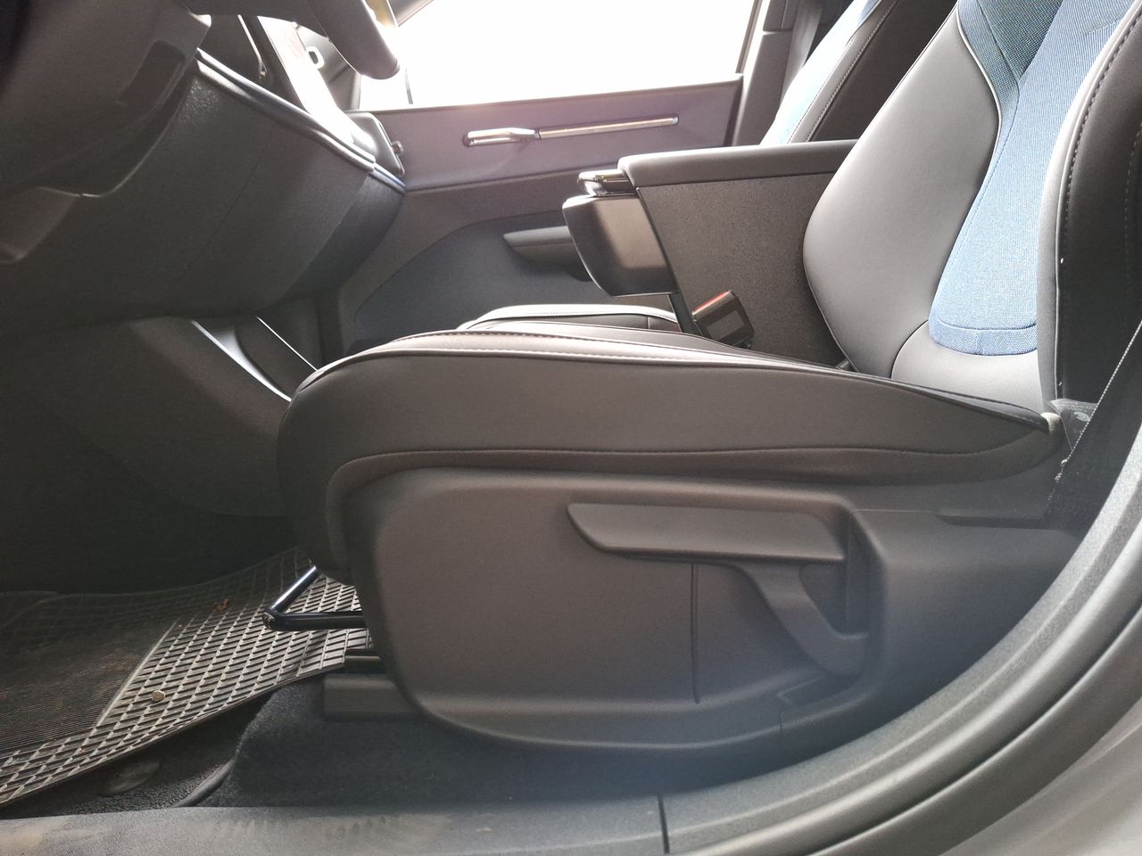 VOLVO - 23
