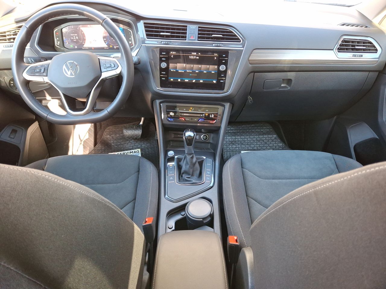 VOLKSWAGEN - 31