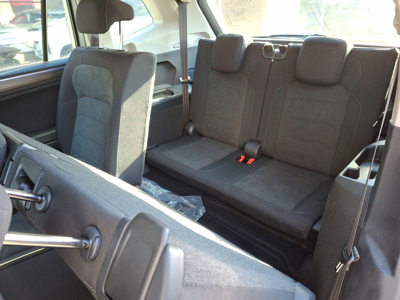 VOLKSWAGEN - 34