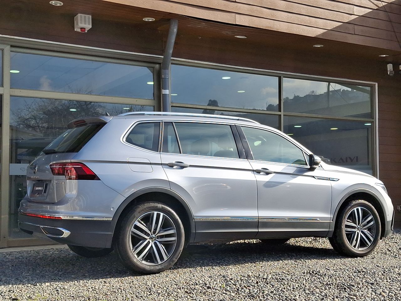 VOLKSWAGEN - 10