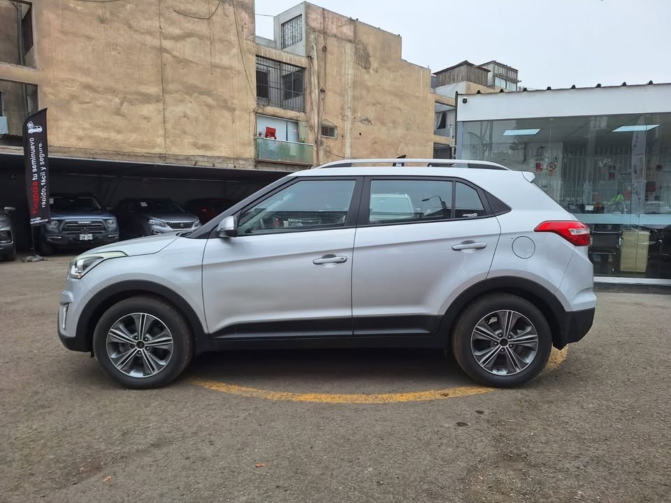 HYUNDAI - 2