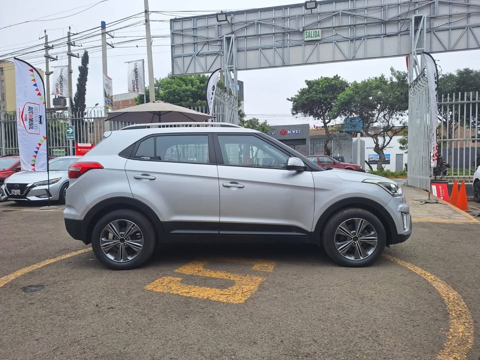 HYUNDAI - 6