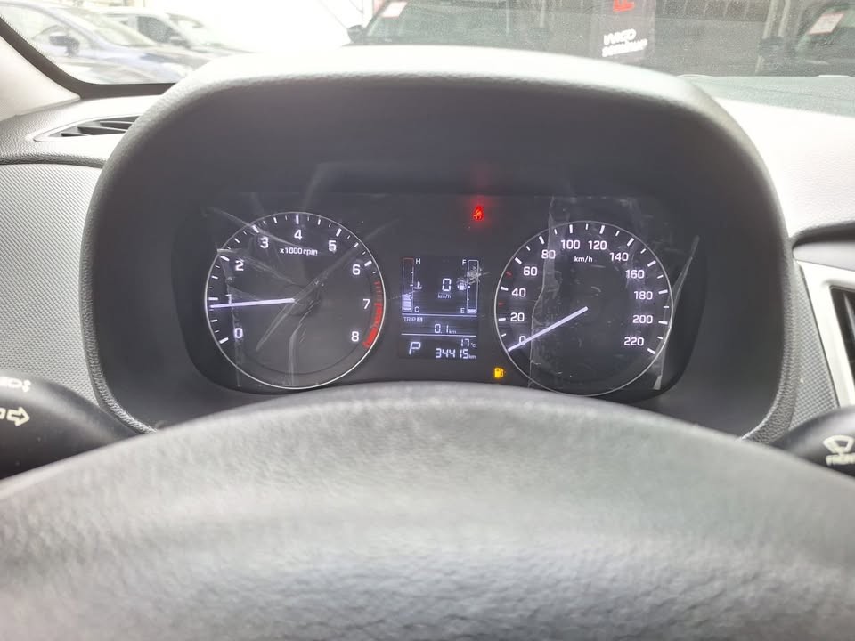 HYUNDAI - 11