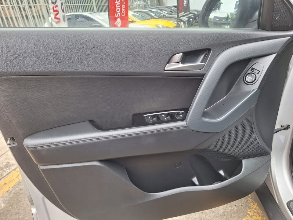 HYUNDAI - 14