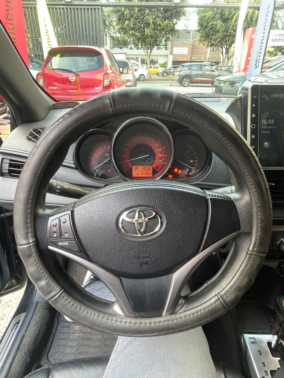 TOYOTA - 8