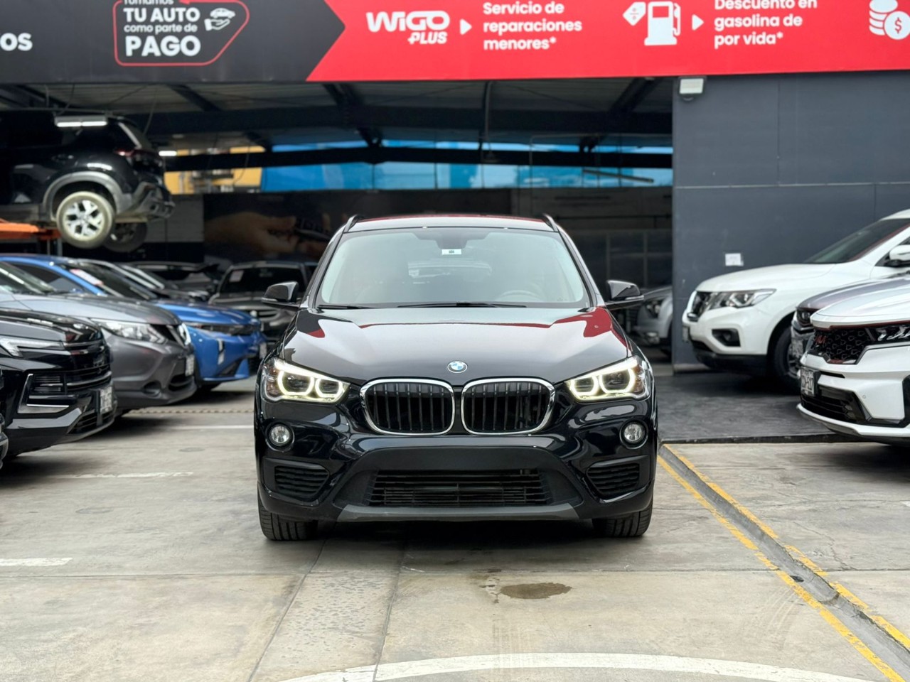 BMW - 1