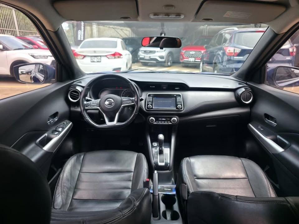 NISSAN KICKS