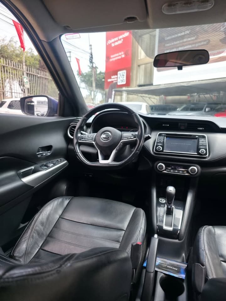 NISSAN KICKS