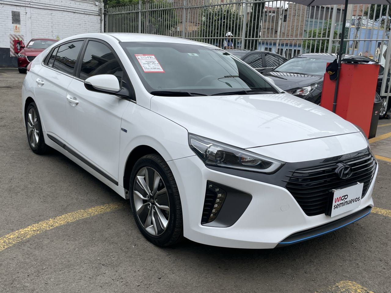 HYUNDAI - 1