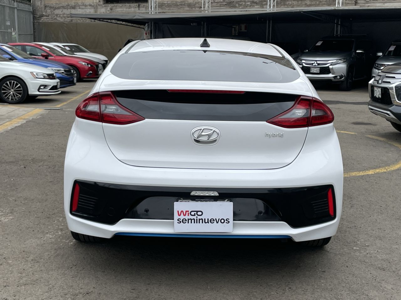 HYUNDAI - 6