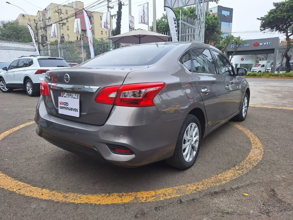NISSAN - 4