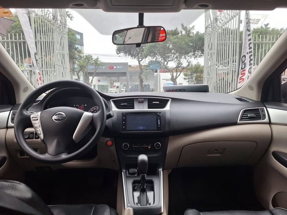 NISSAN - 8