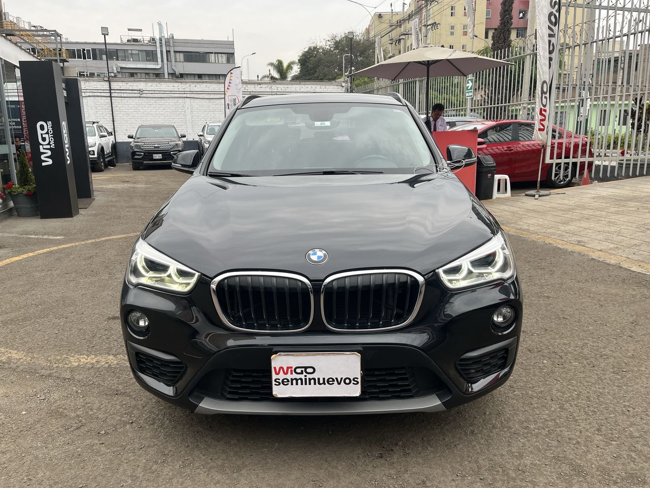 BMW - 2