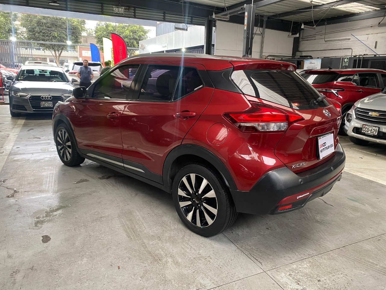 NISSAN - 2