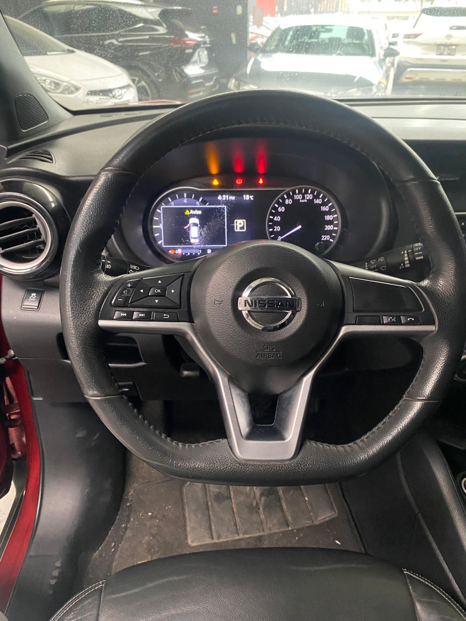 NISSAN - 9