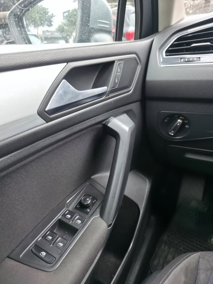 VOLKSWAGEN TIGUAN ALL SPACE
